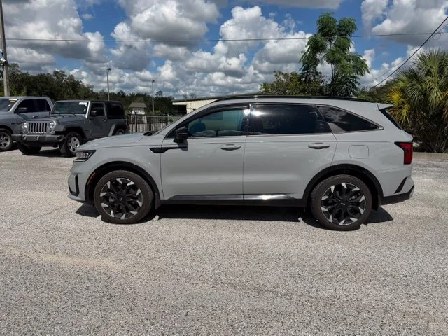 Used 2022 Gray Kia SX image 5