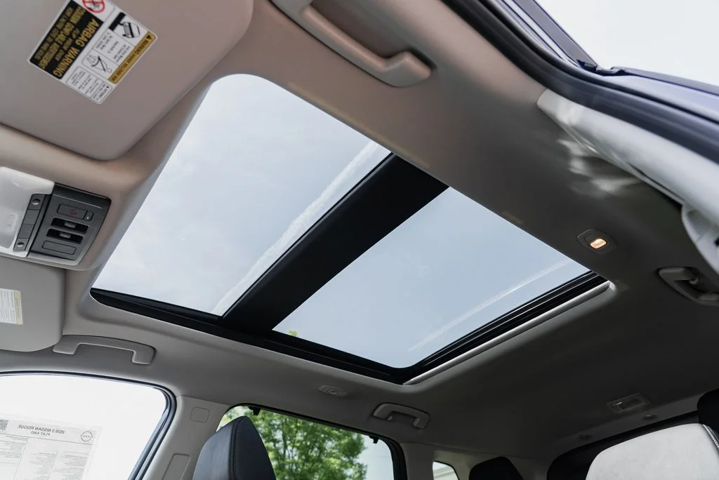 New 2026 Deep Ocean Blue Pearl Nissan Platinum image 21