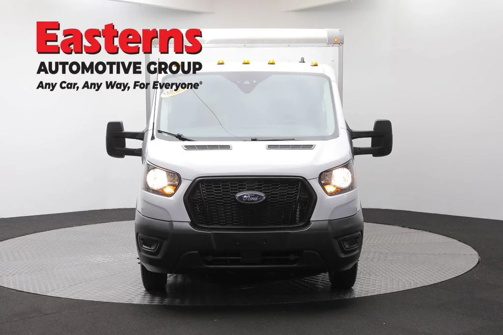 Used 2020 White Ford Base image 2