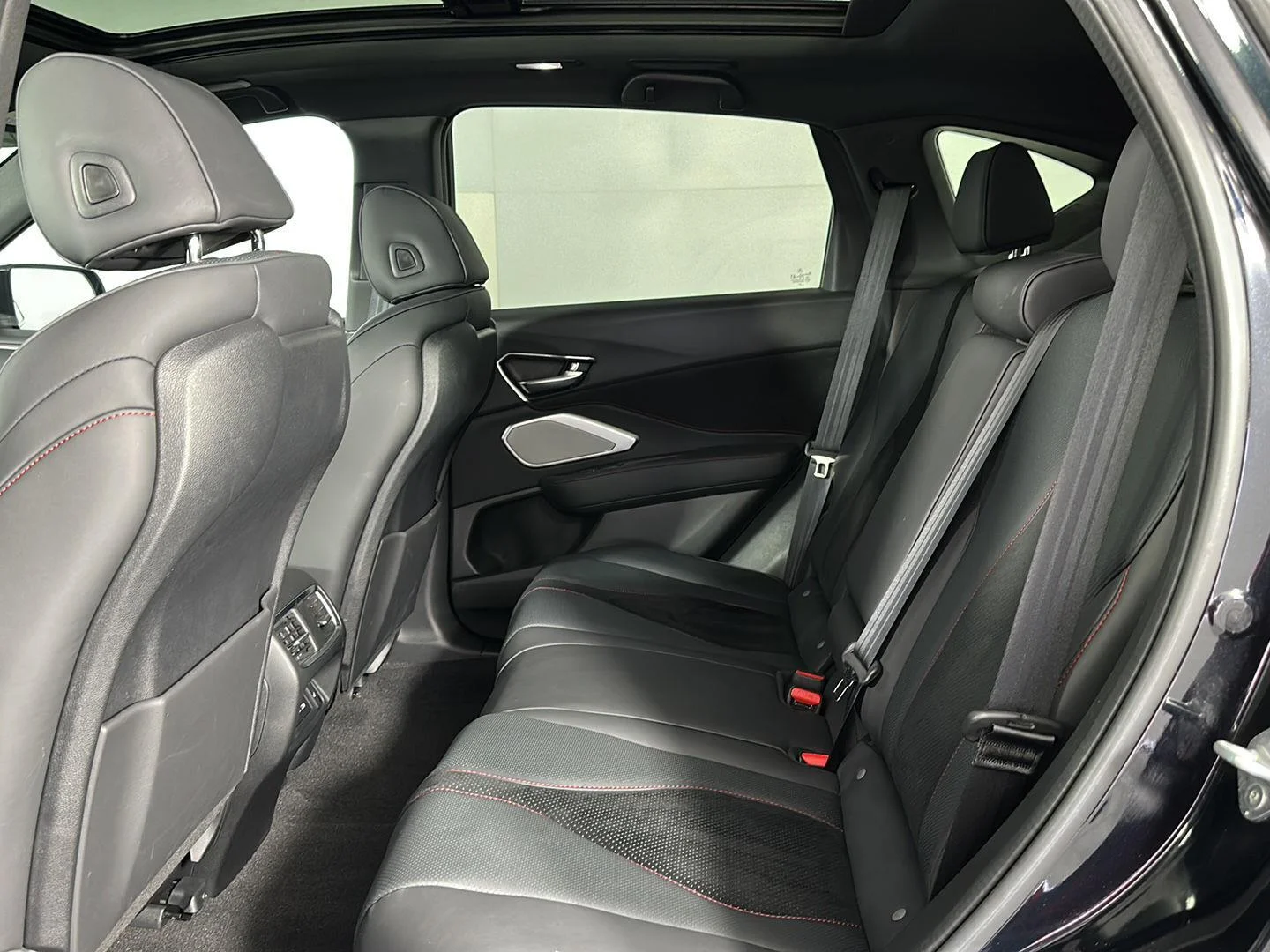 Used 2024 Majestic Black Pearl Acura SH-AWD w/Advance w/A-SPEC image 24