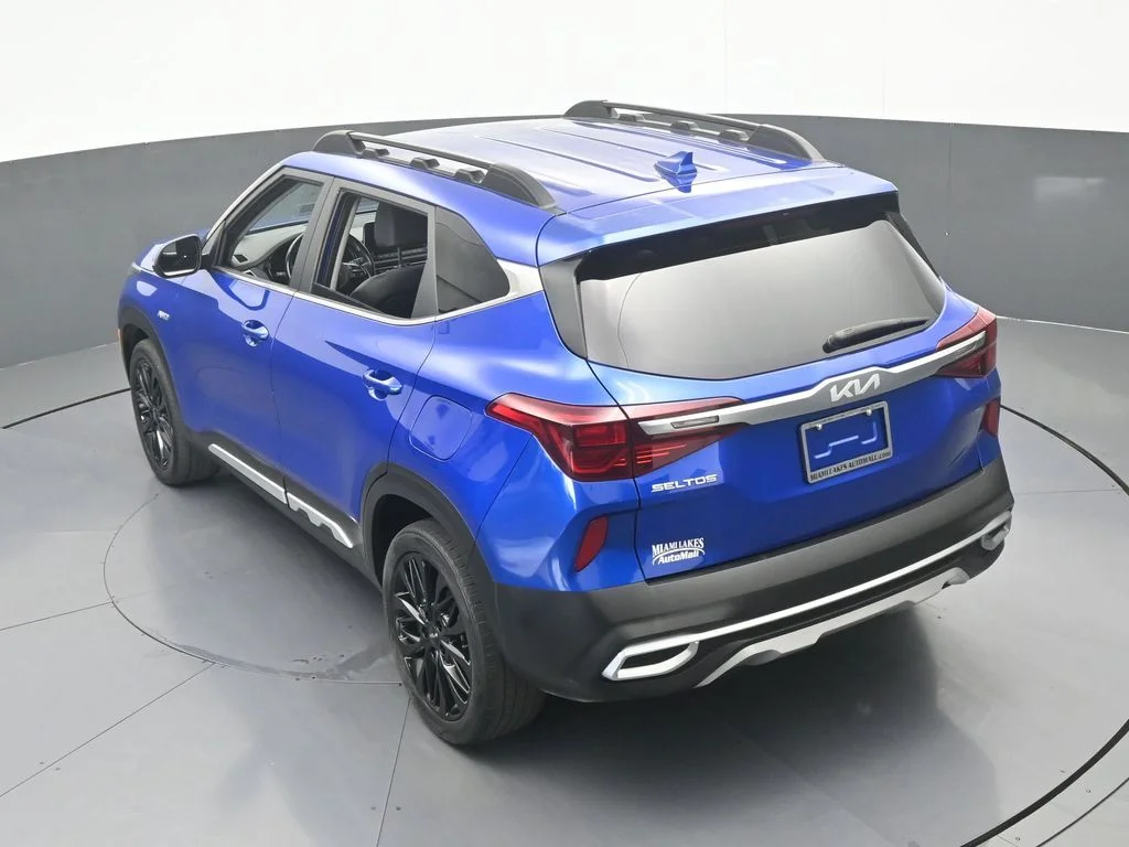Used 2023 Neptune Blue Kia Nightfall image 47