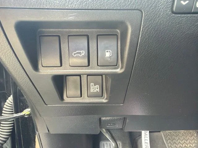 Used 2014 Obsidian Lexus 350 image 7