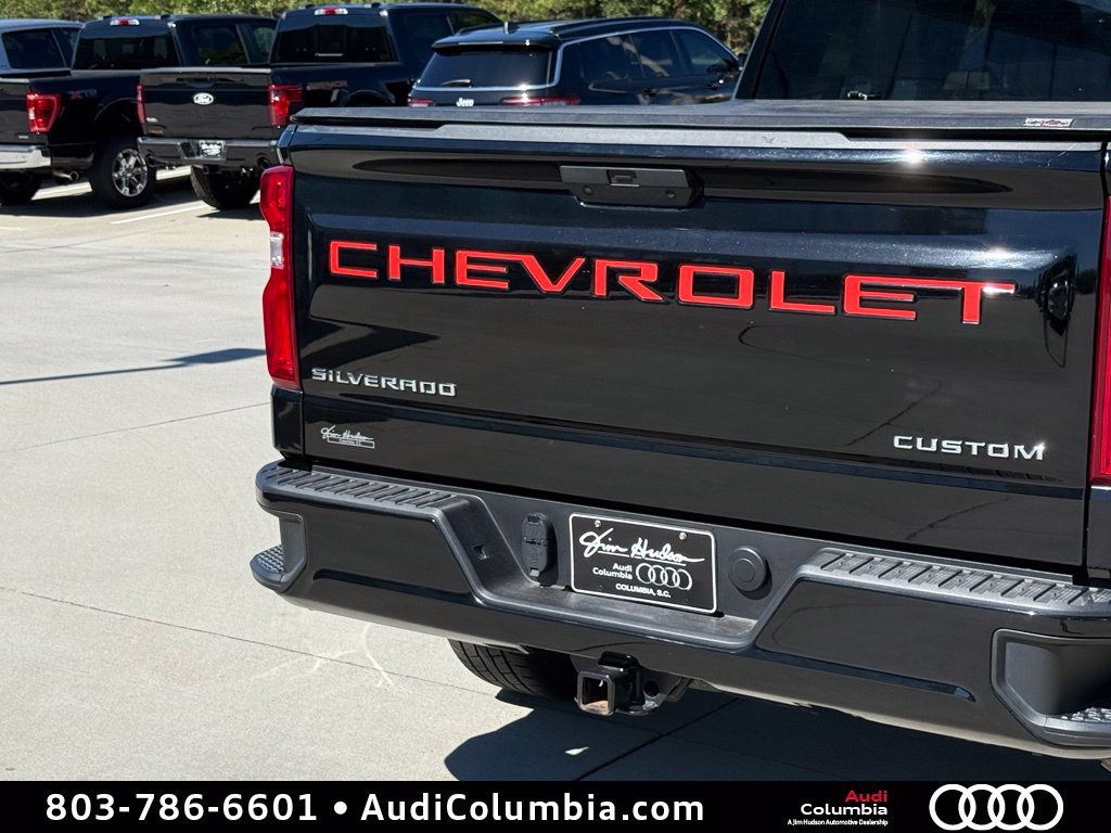 Used 2021 Black Chevrolet Custom image 14