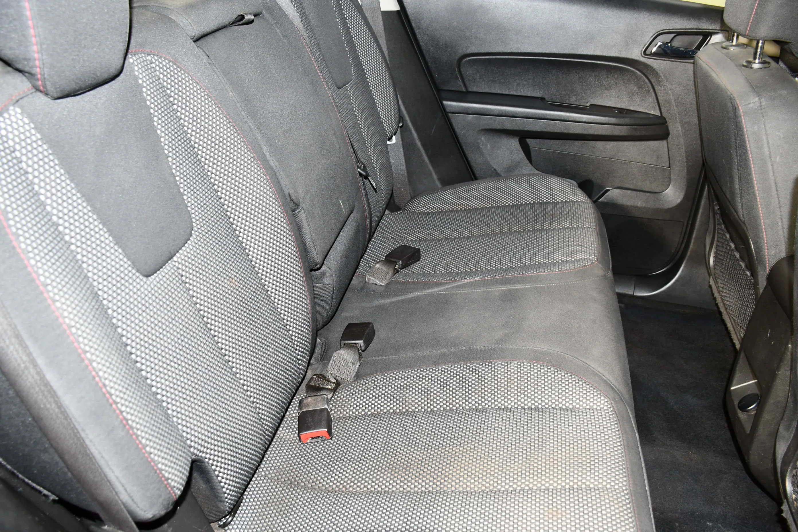 Used 2016 Blue Velvet Metallic Chevrolet LT image 43