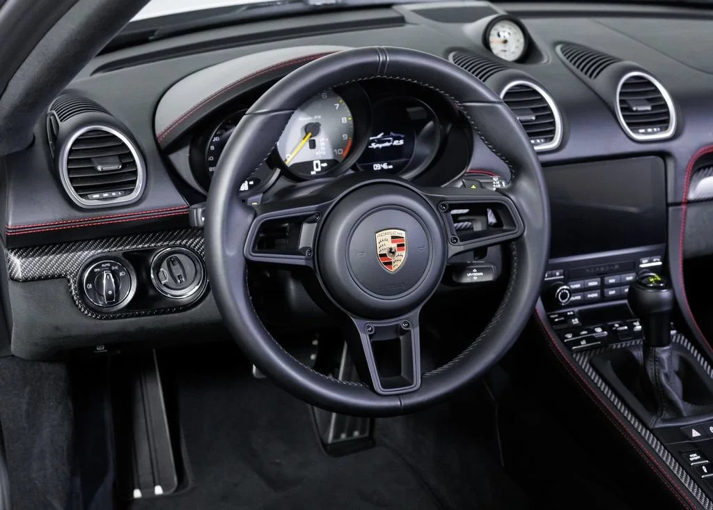 2025 Porsche 718 Spyder RS - Photo 20