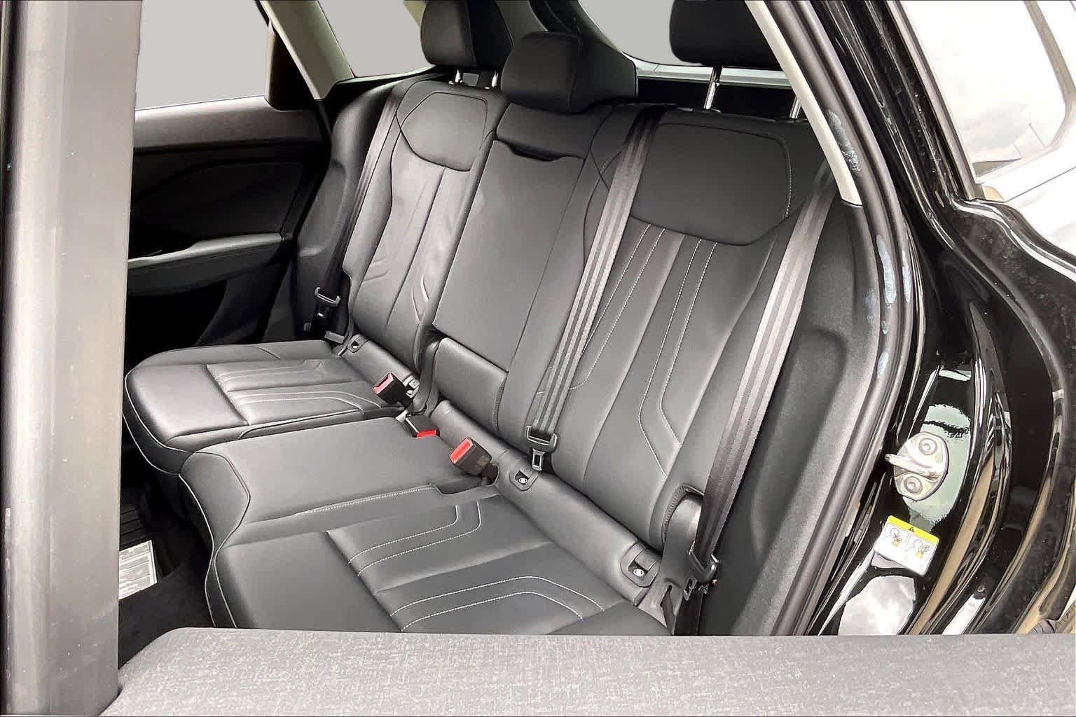Used 2026 Mythos Black Metallic Audi S line image 21