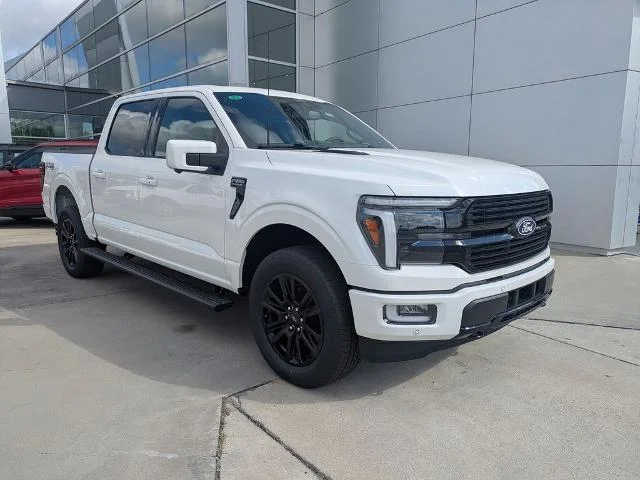 New 2026 Star White Metallic Tri-Coat Ford Platinum image 37