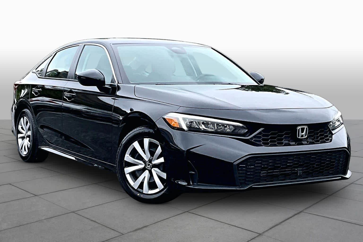 Used 2025  Honda LX image 2