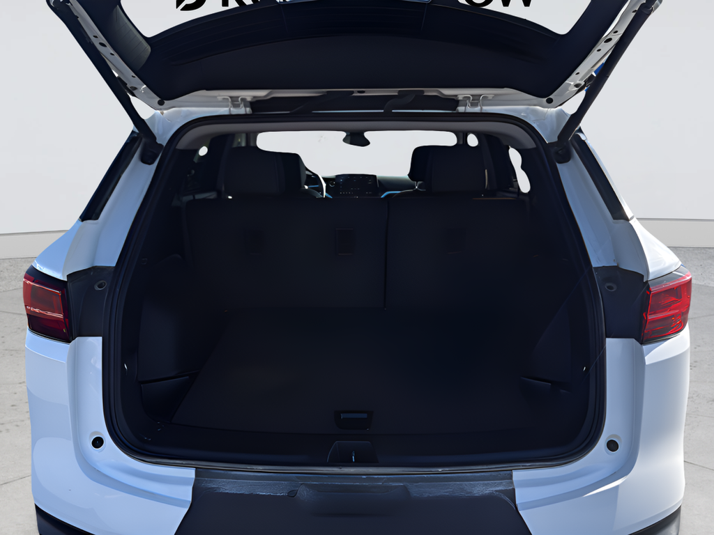 Used 2024 White Chevrolet LT image 24