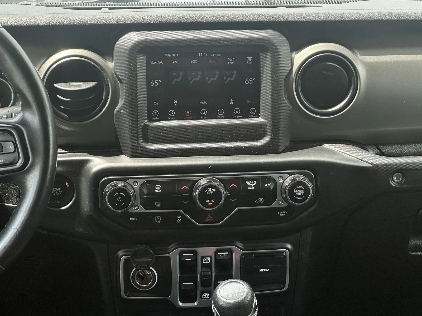 Used 2018 Granite Crystal Clearcoat Metallic Jeep Sport S image 13