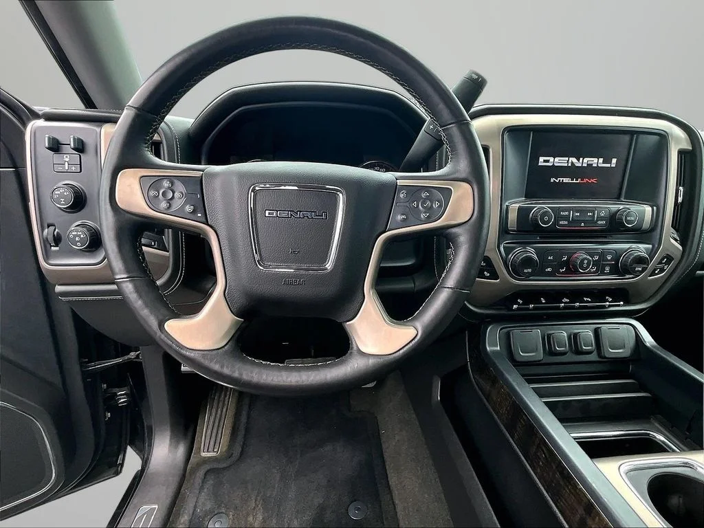 Used 2015 Black GMC Denali image 5
