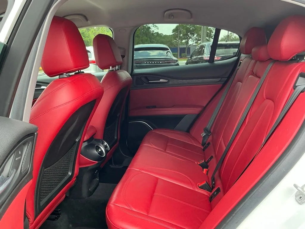 Used 2019 White Alfa Romeo Base image 31