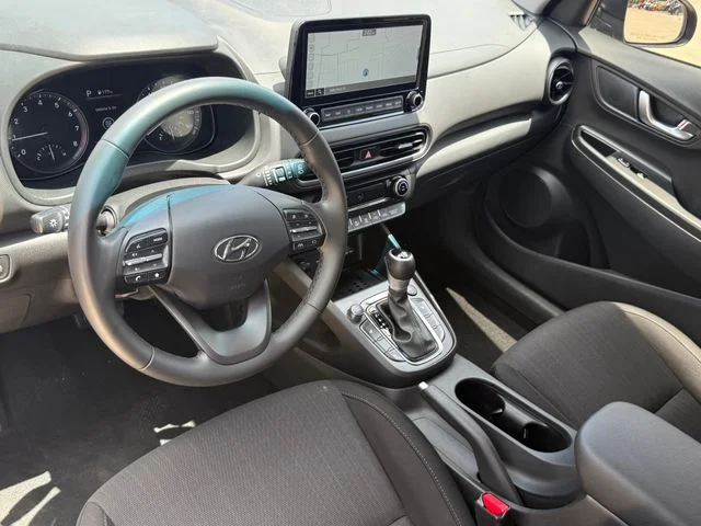 Used 2023 Gray Hyundai SEL image 9