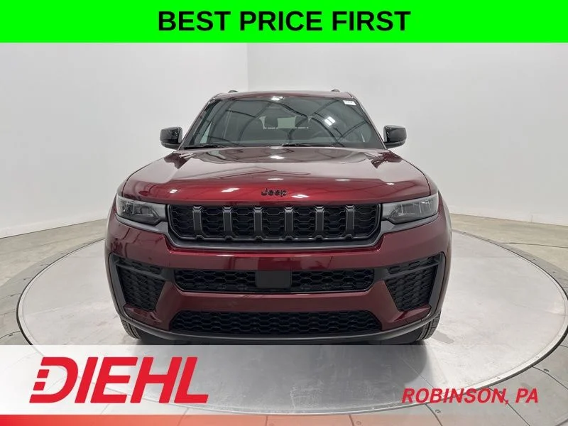 New 2026 Velvet Red Pearl-Coat Exterior Paint Jeep Laredo image 2