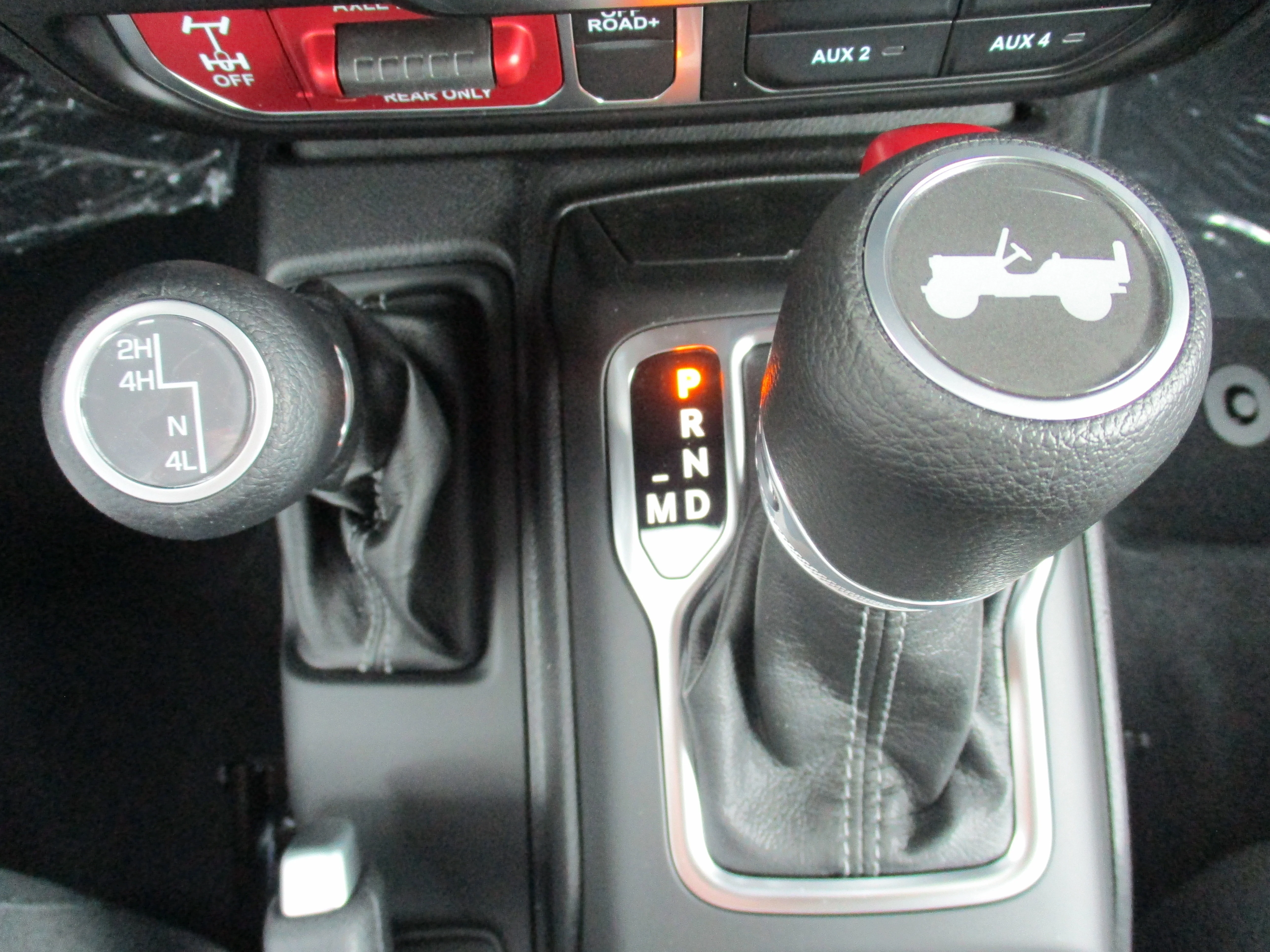 2025 Jeep Wrangler 2-Door Willys - Photo 18