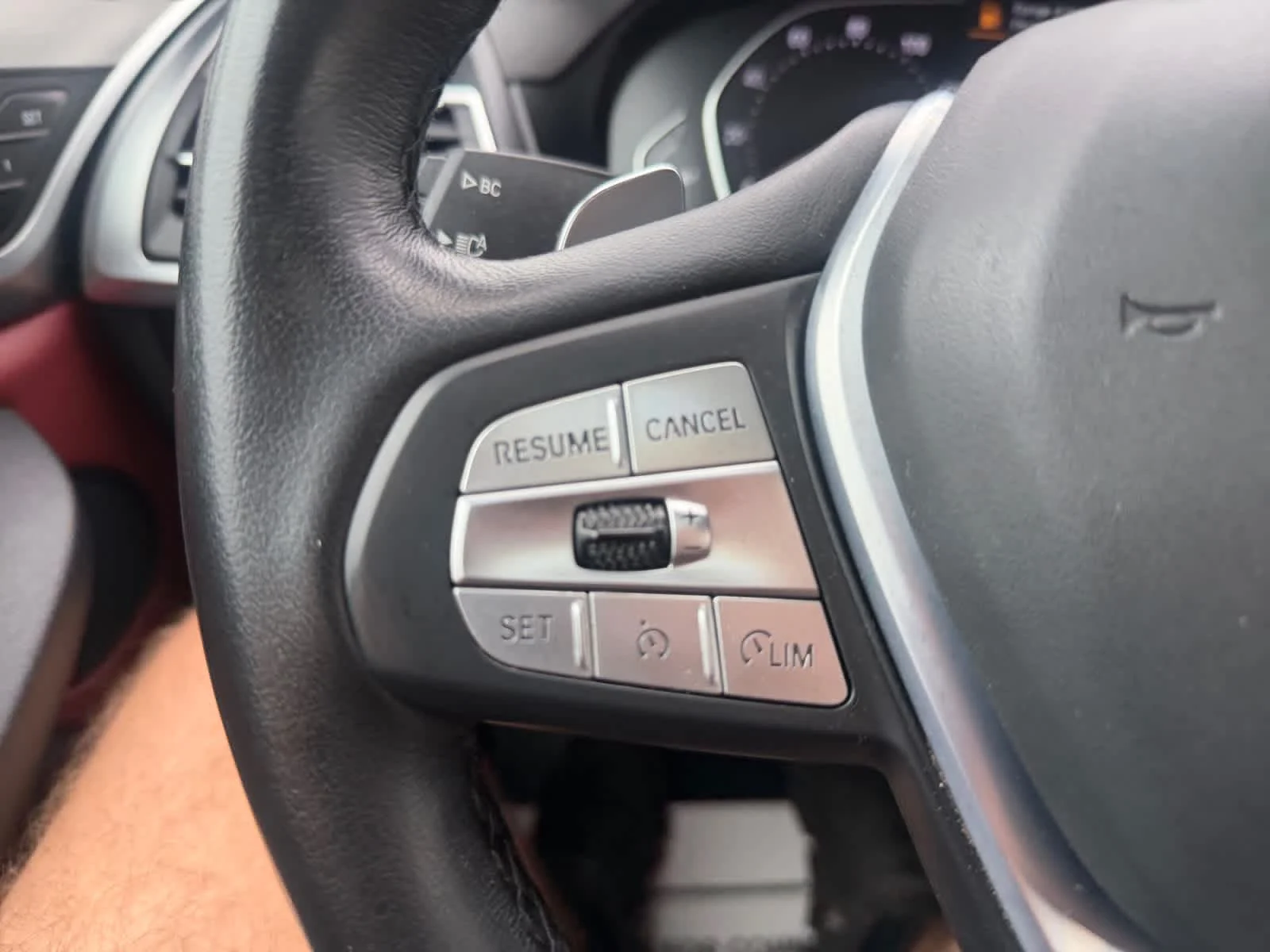 Used 2022 Mineral White Metallic BMW xDrive30i image 37