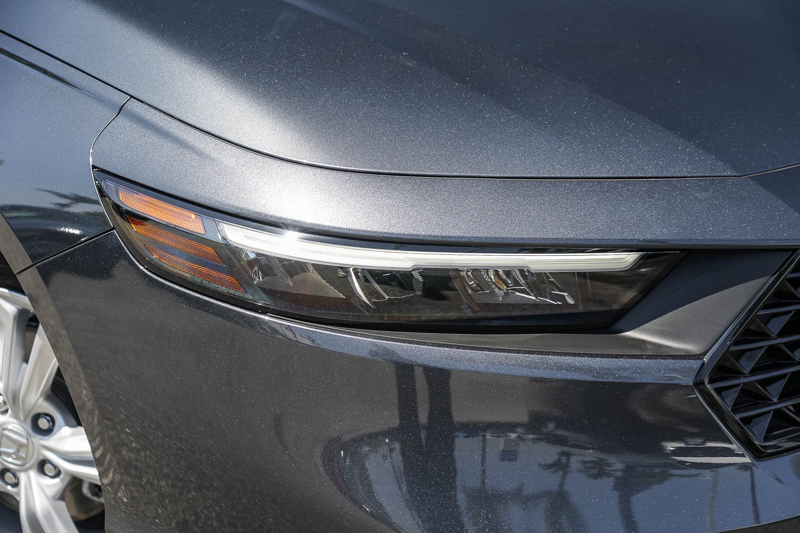 Certified Used 2025 Meteorite Gray Metallic Honda LX image 8