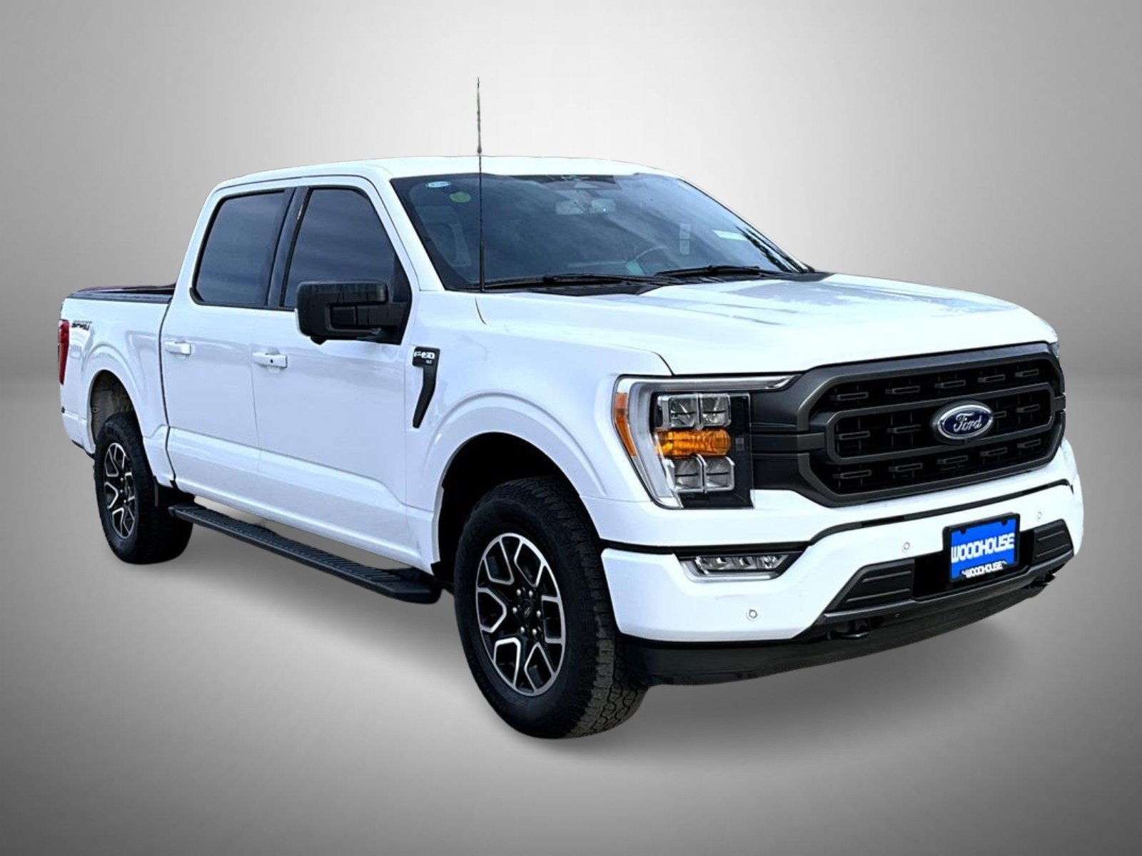 Used 2023 White Ford XLT image 3