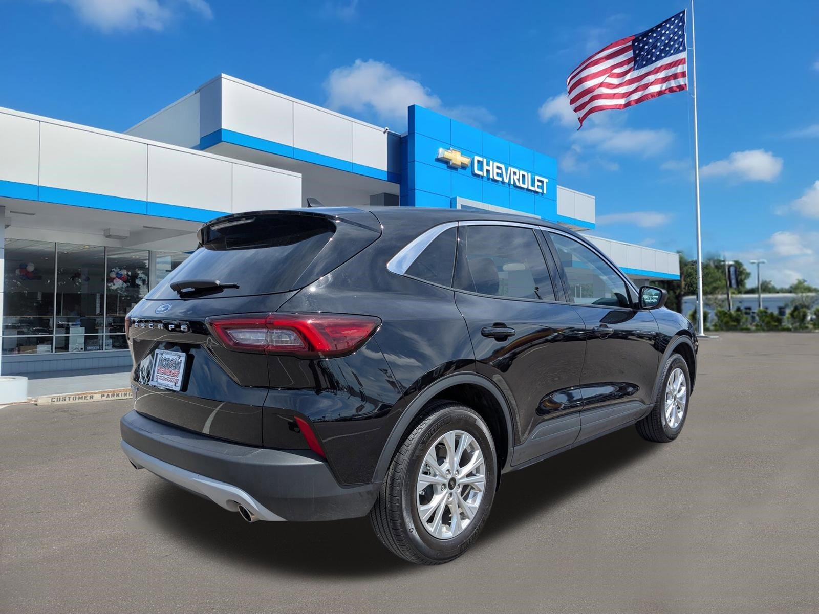 Used 2024  Ford Active image 4