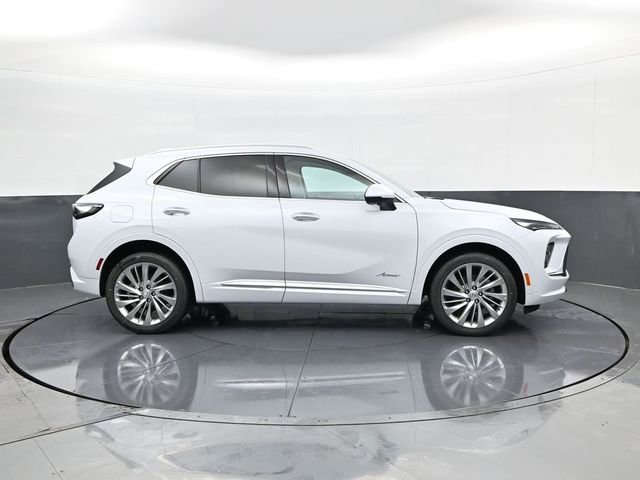 New 2026 Iridescent White Tricoat Buick Avenir image 4
