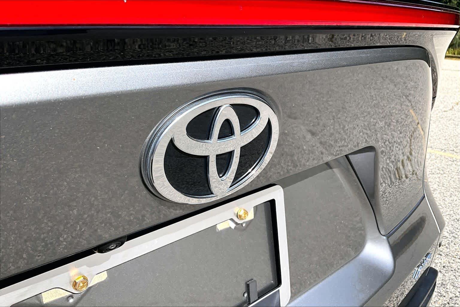 Certified Used 2024 Metal Toyota XLE image 32