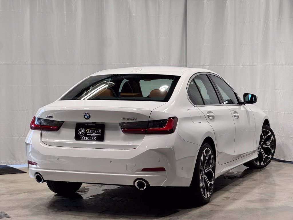 2026 BMW 3 Series 330i - Photo 6