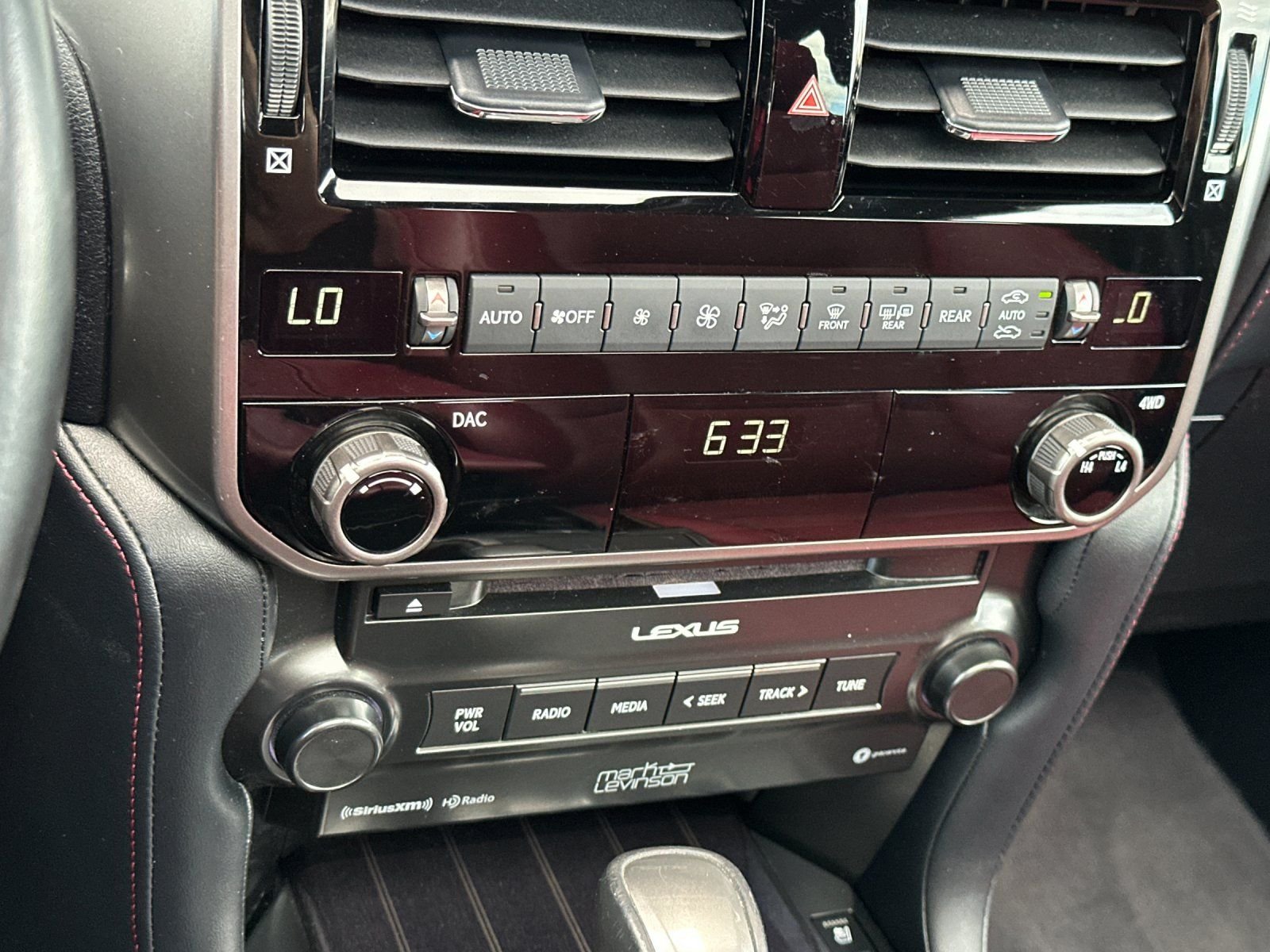 Used 2022 Silver Lexus 460 image 23