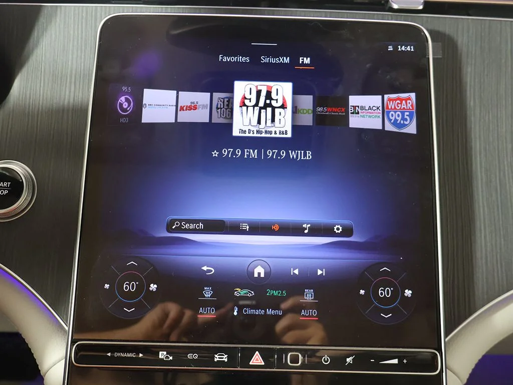 Used 2023 Black Mercedes-Benz 450 image 55