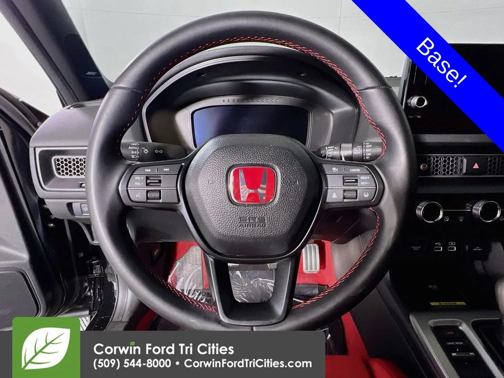 Used 2025 Crystal Black Pearl Honda  image 8
