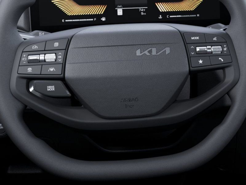 Used 2025 Red Kia LXS image 22