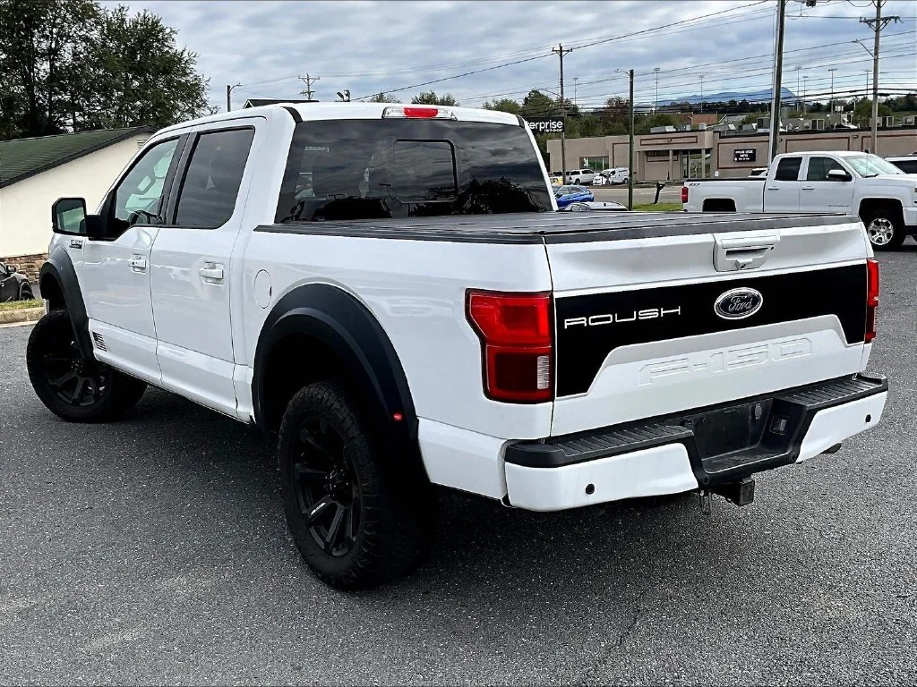 Used 2019 White Ford Lariat image 3