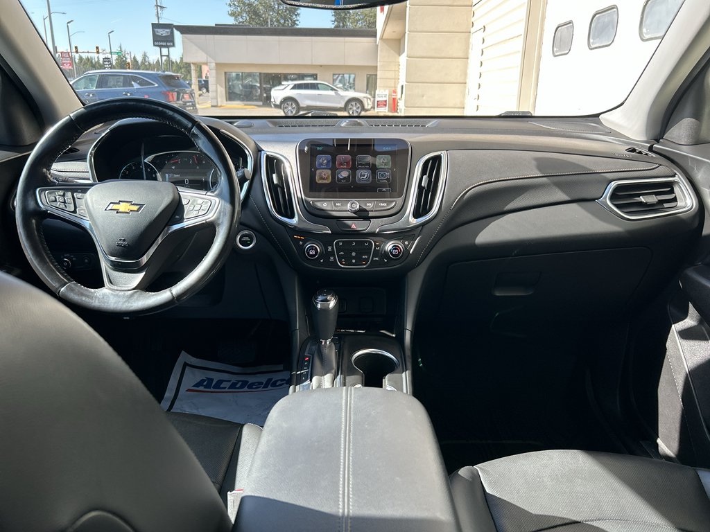 Used 2018 Silver Ice Metallic Chevrolet Premier image 16