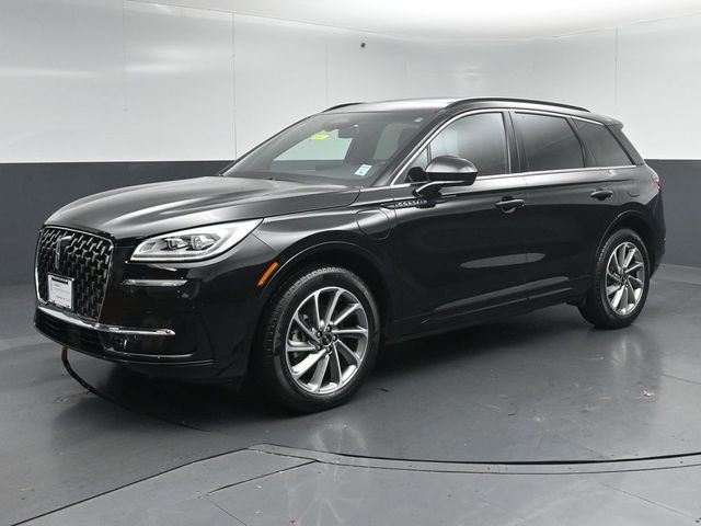 Used 2025 Black Lincoln Grand Touring image 3