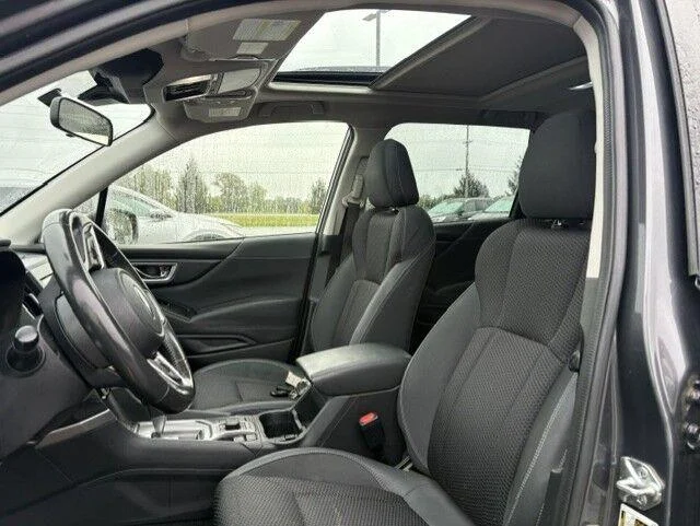 Used 2022 Magnetite Gray Metallic Subaru Premium image 11