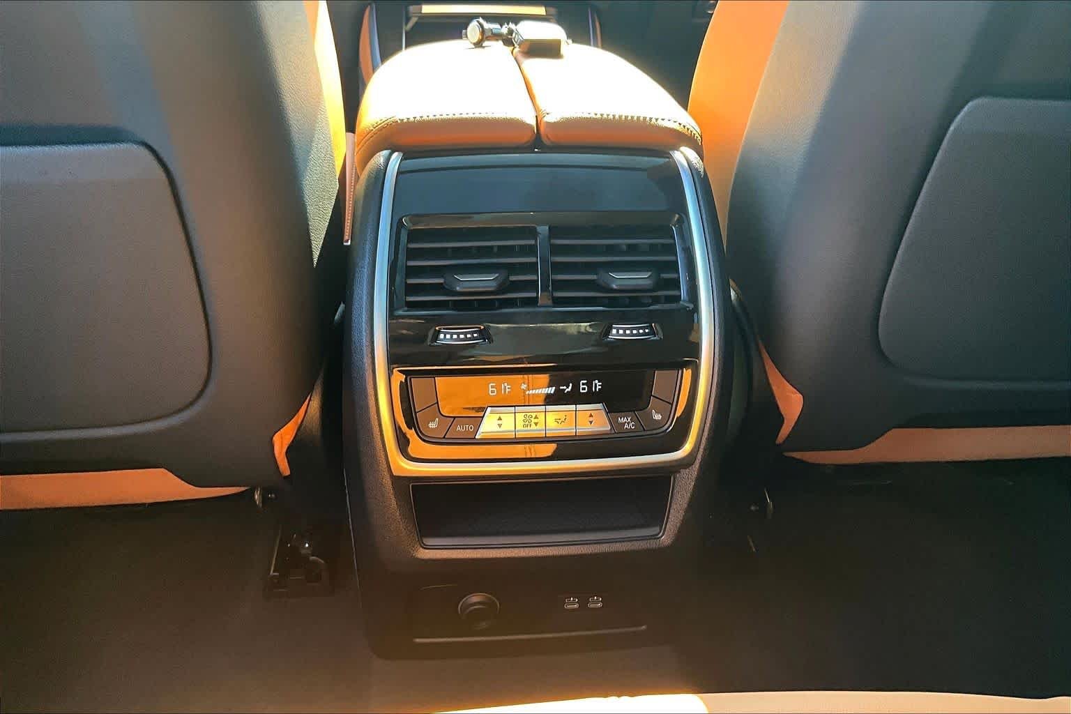 2025 BMW X5 40i - Photo 37