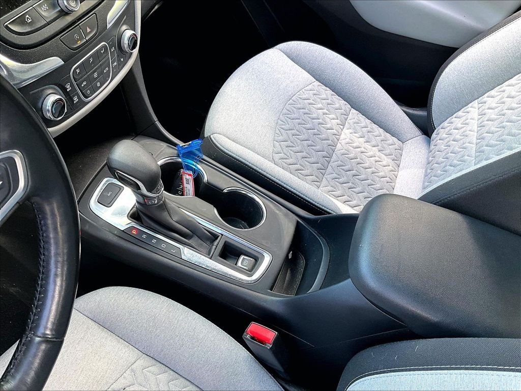 Used 2022 Seaglass Blue Metallic Chevrolet LT image 20