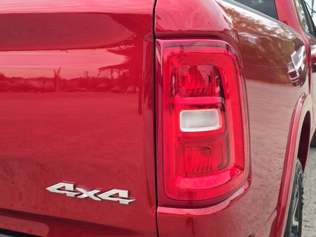 New 2026 Molten Red Pearl-Coat Exterior Paint RAM Laramie image 8