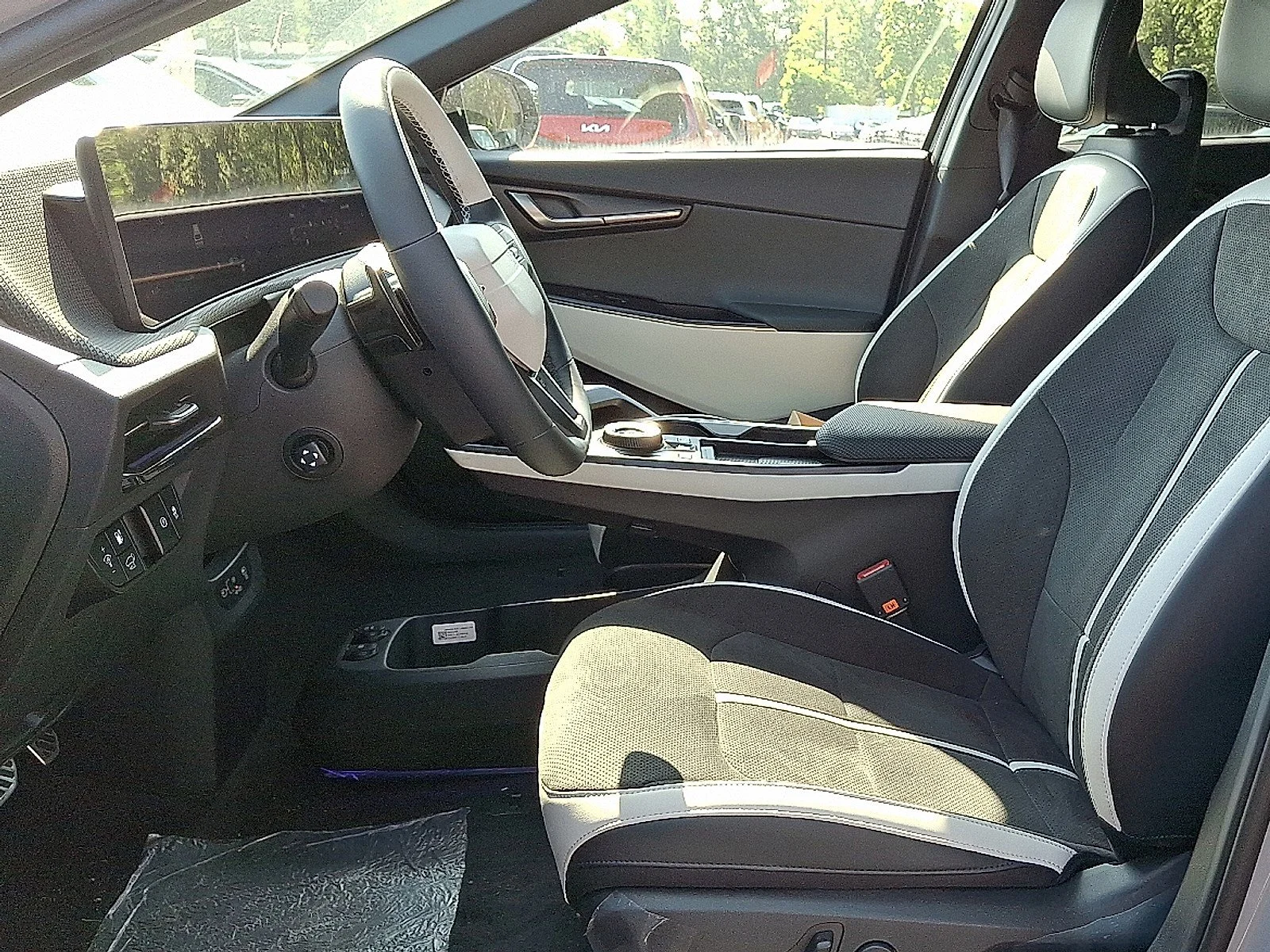 2025 Kia EV6 GT-Line - Photo 8