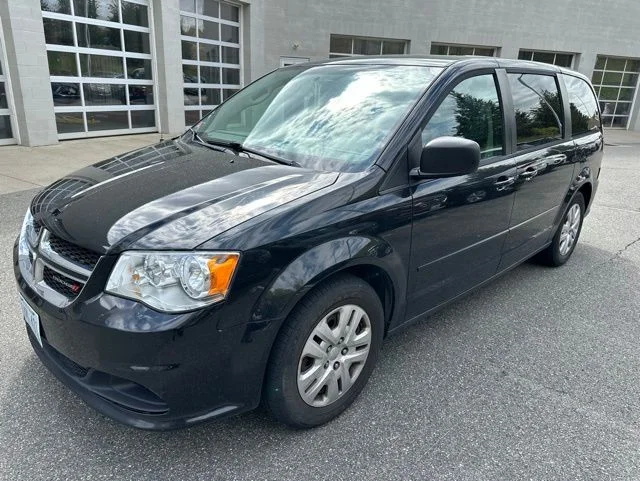 Used 2016 Black Dodge SE image 3