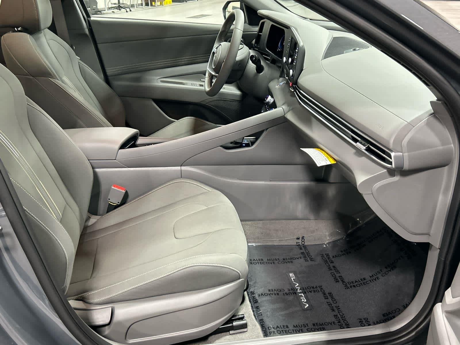 2026 Hyundai Elantra SEL - Photo 18