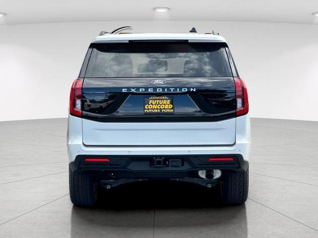 New 2027 Star White Metallic Tri-Coat Ford Active image 32