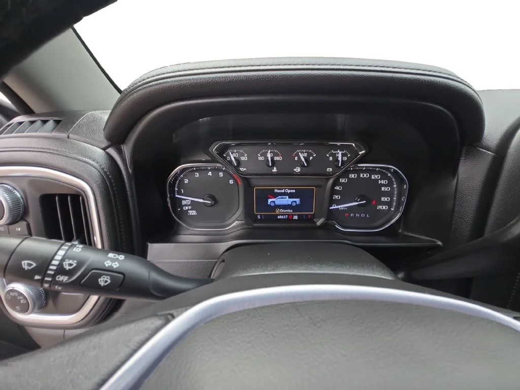 Used 2019 Onyx Black GMC SLE image 20