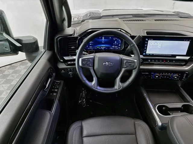 Used 2025 Gray Chevrolet LTZ image 25