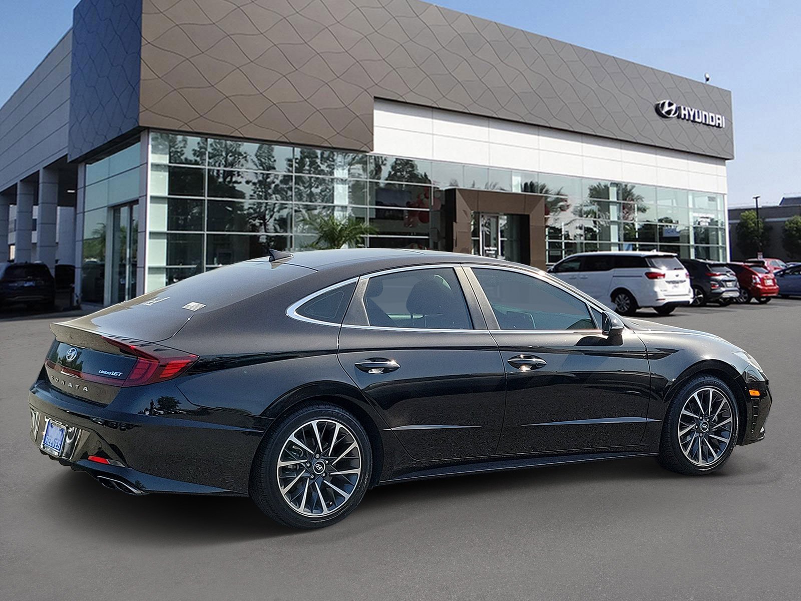 2021 Hyundai Sonata Limited - Photo 2