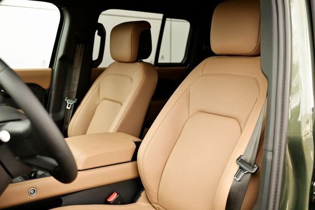 New 2026 Woolstone Green LAND ROVER S image 28