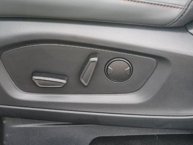 New 2026 Star White Metallic Tri-Coat Ford Active image 74