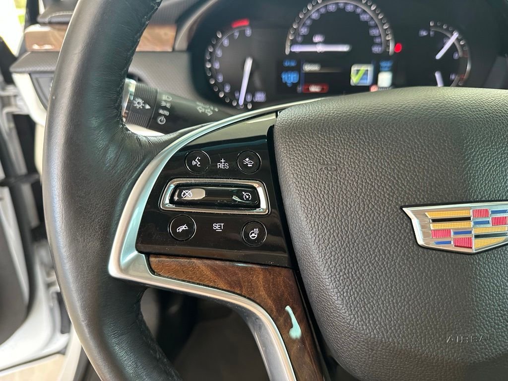 Used 2019 White Cadillac Luxury image 21