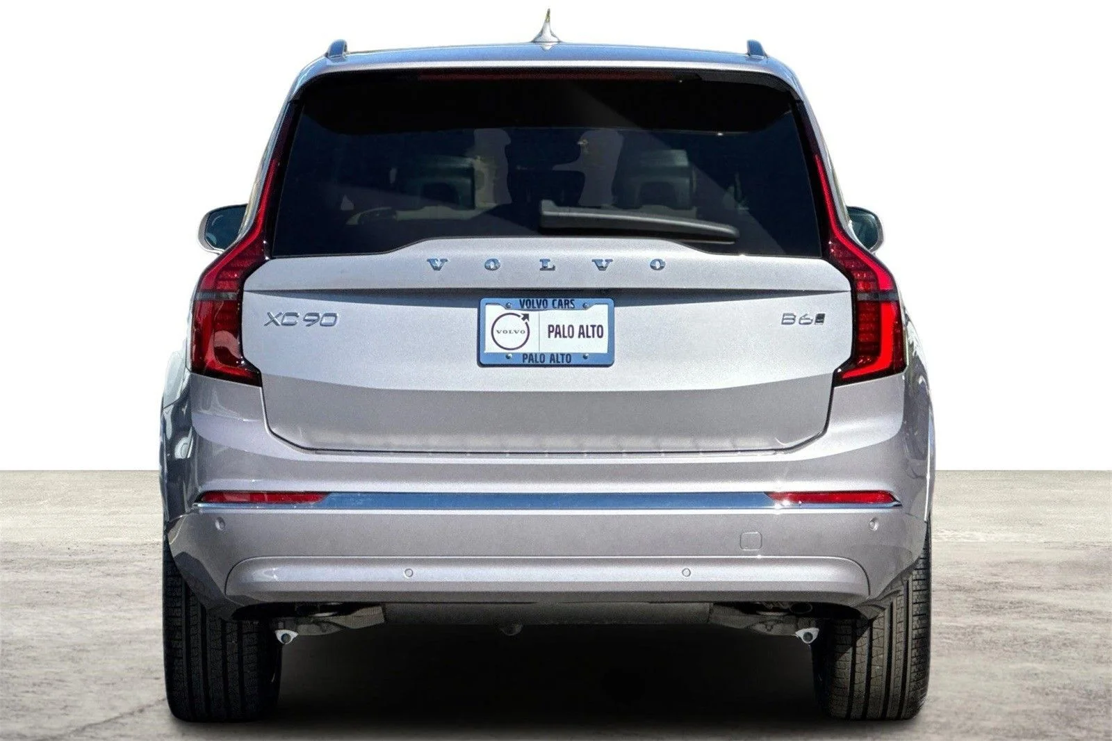 2026 Volvo XC90 Plus - Photo 8