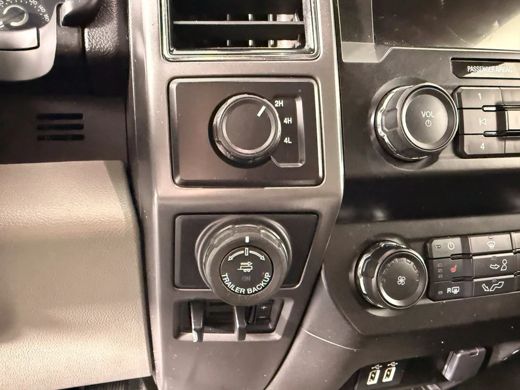 Used 2020 Gray Ford XLT image 22