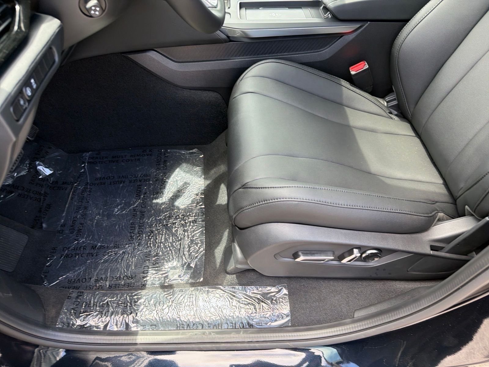 New 2026 Majestic Black Pearl Acura Base image 28